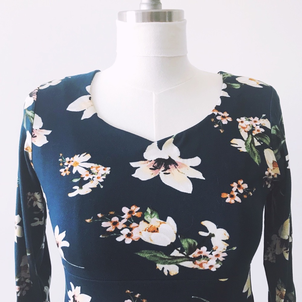 Loveappella Greta Knit Floral Maternity Dress